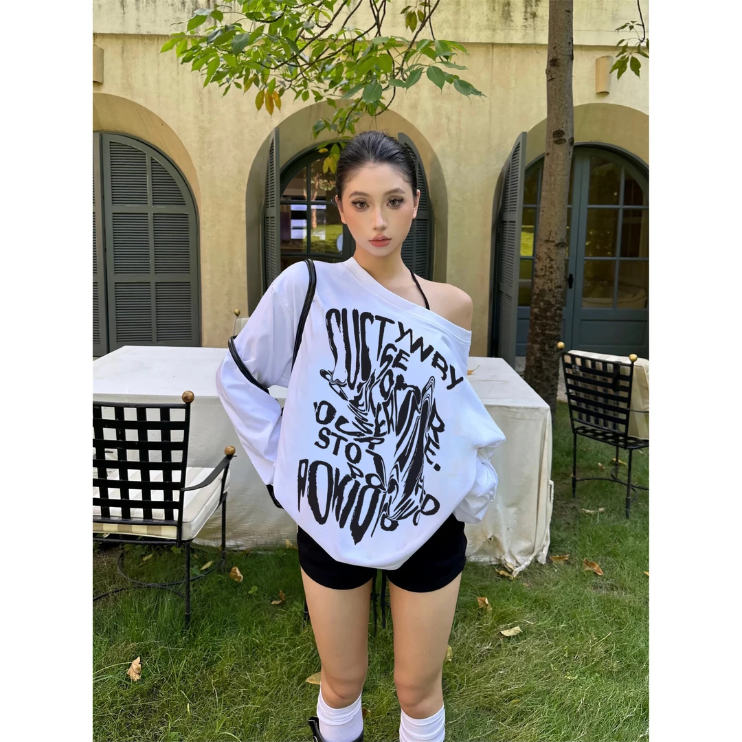 YWBY春秋款爆款韩系斜肩长袖t恤女设计感字母印花宽松慵懒风上衣