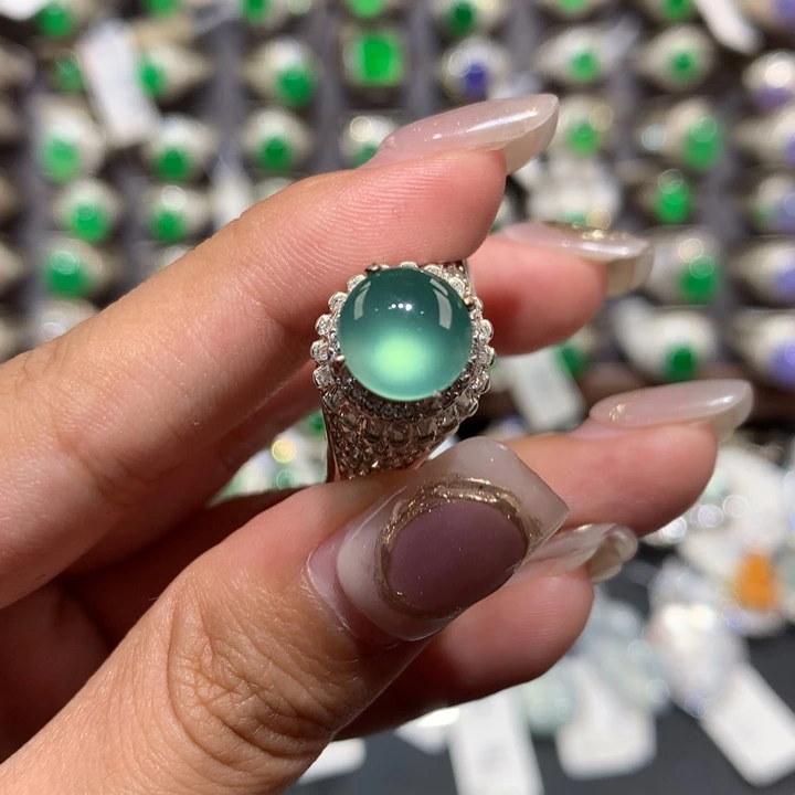 未镶嵌定制翡翠A货9.23