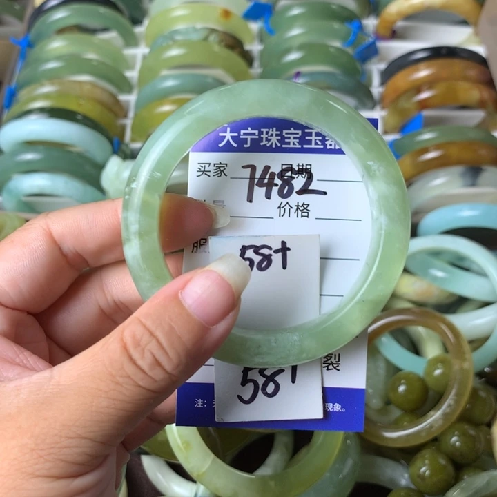 未镶嵌蛇纹石玉手镯7482