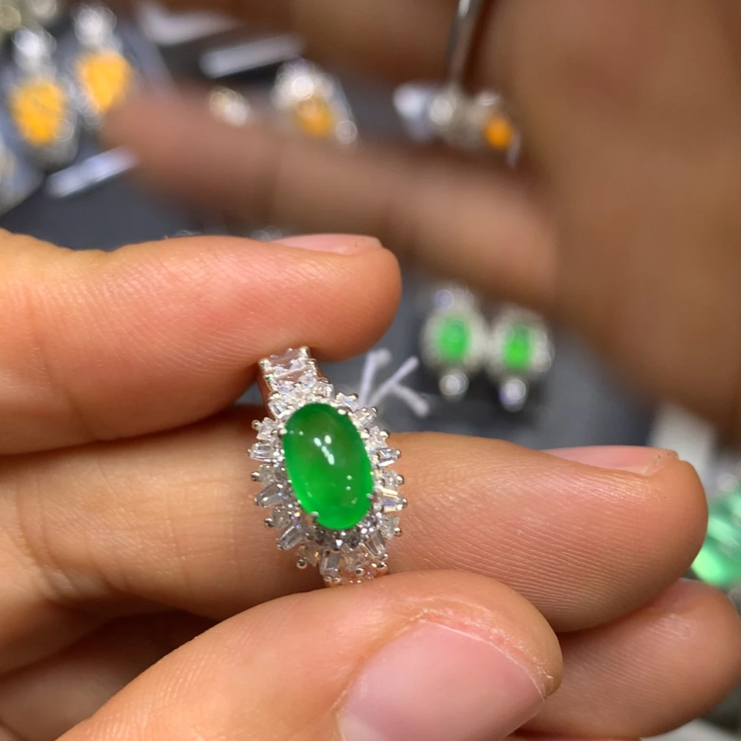 定制翡翠未镶嵌时尚买断不退