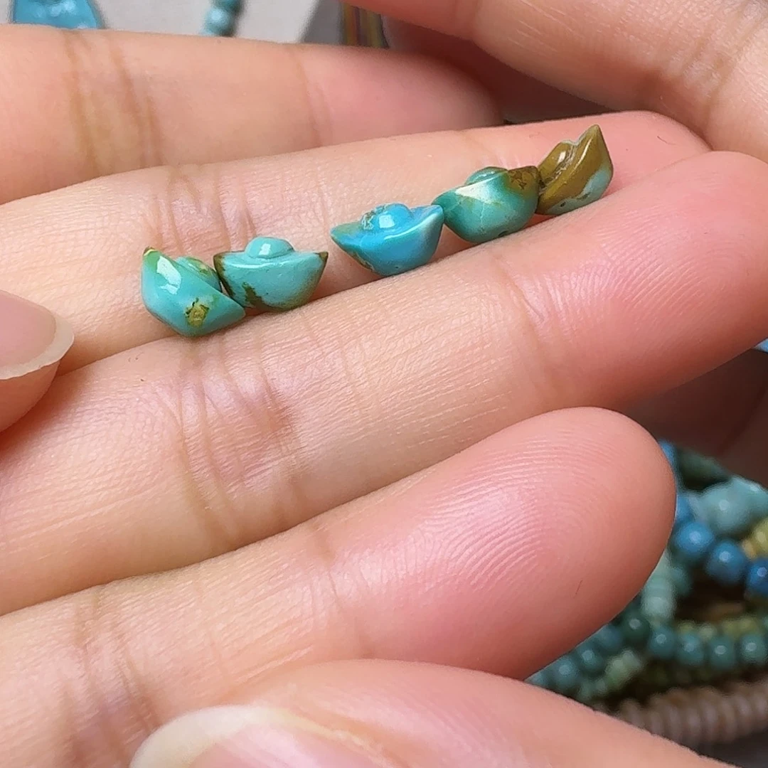 南红玛瑙未镶嵌珠宝奇石