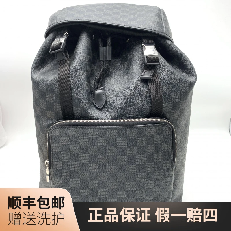 95新 LouisVuitton/路易威登 LV 黑棋盘格翻盖双肩包/10003660