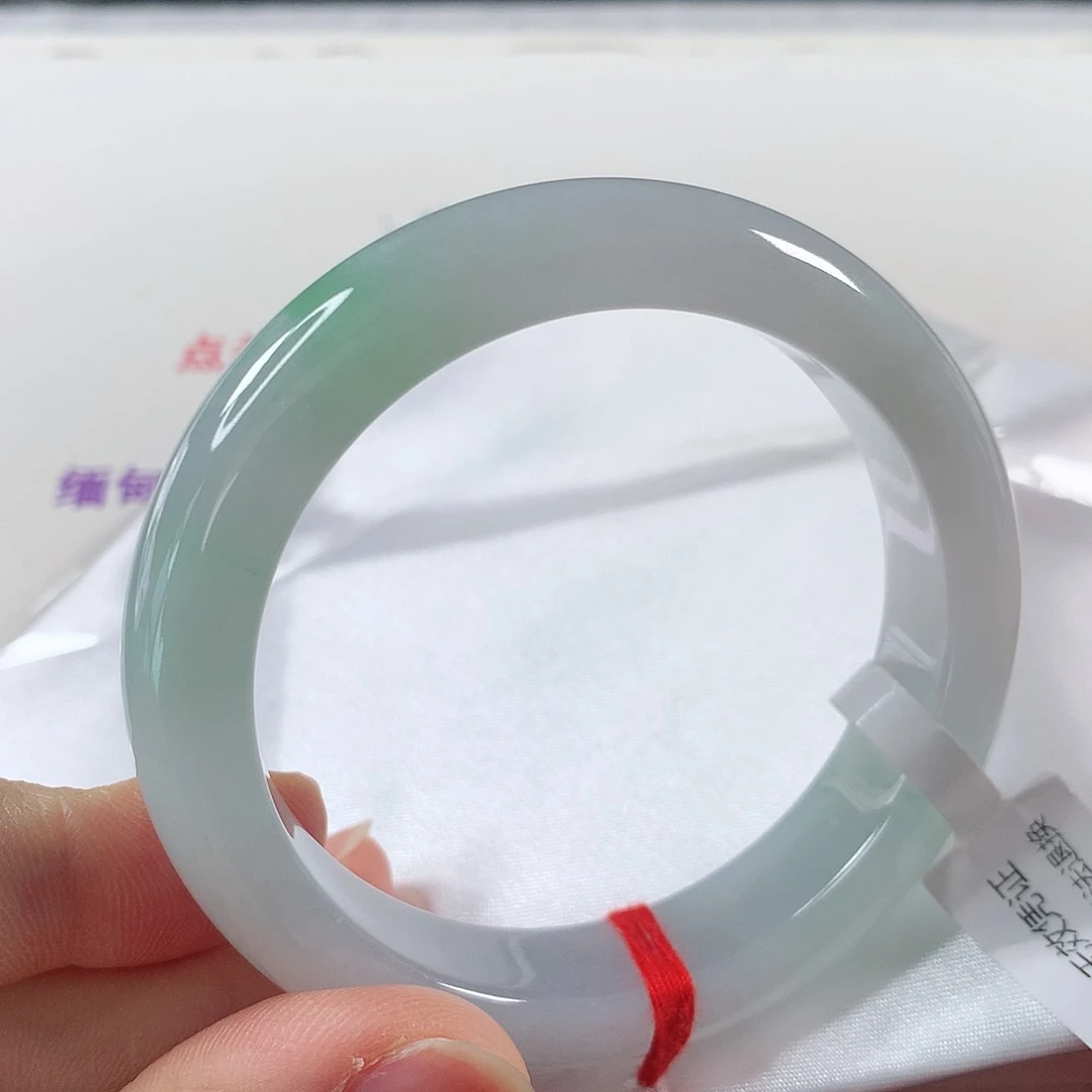 翡翠手镯未镶嵌⑨④