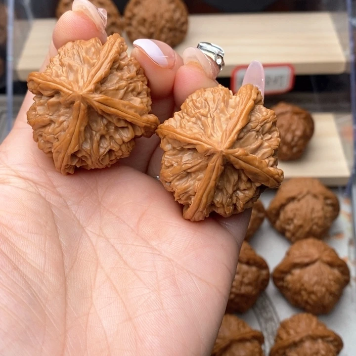 核桃把件*師四棱核桃