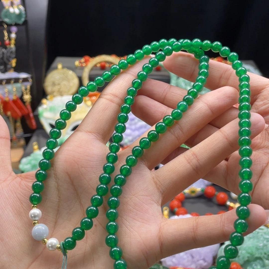 翡翠颈饰未镶嵌八***香代编织