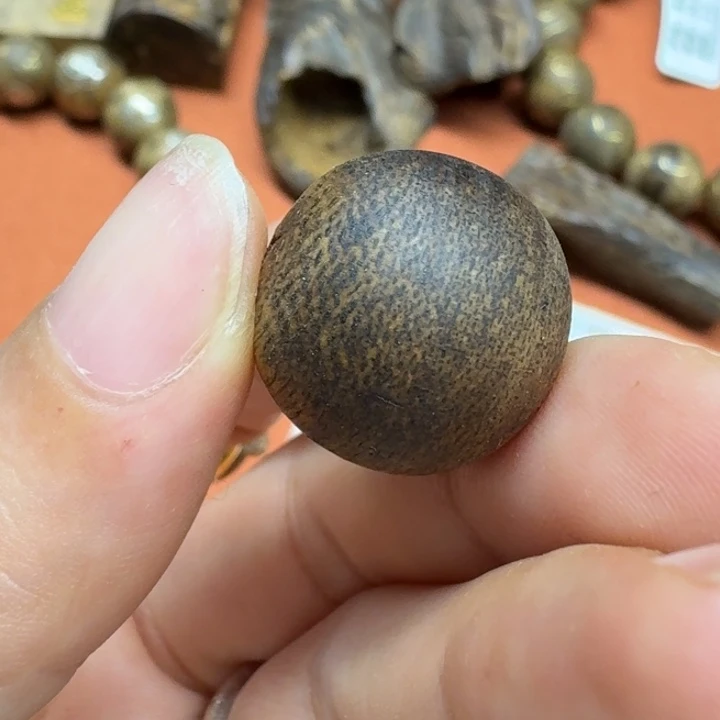 大叶紫檀（黑酸枝木类）