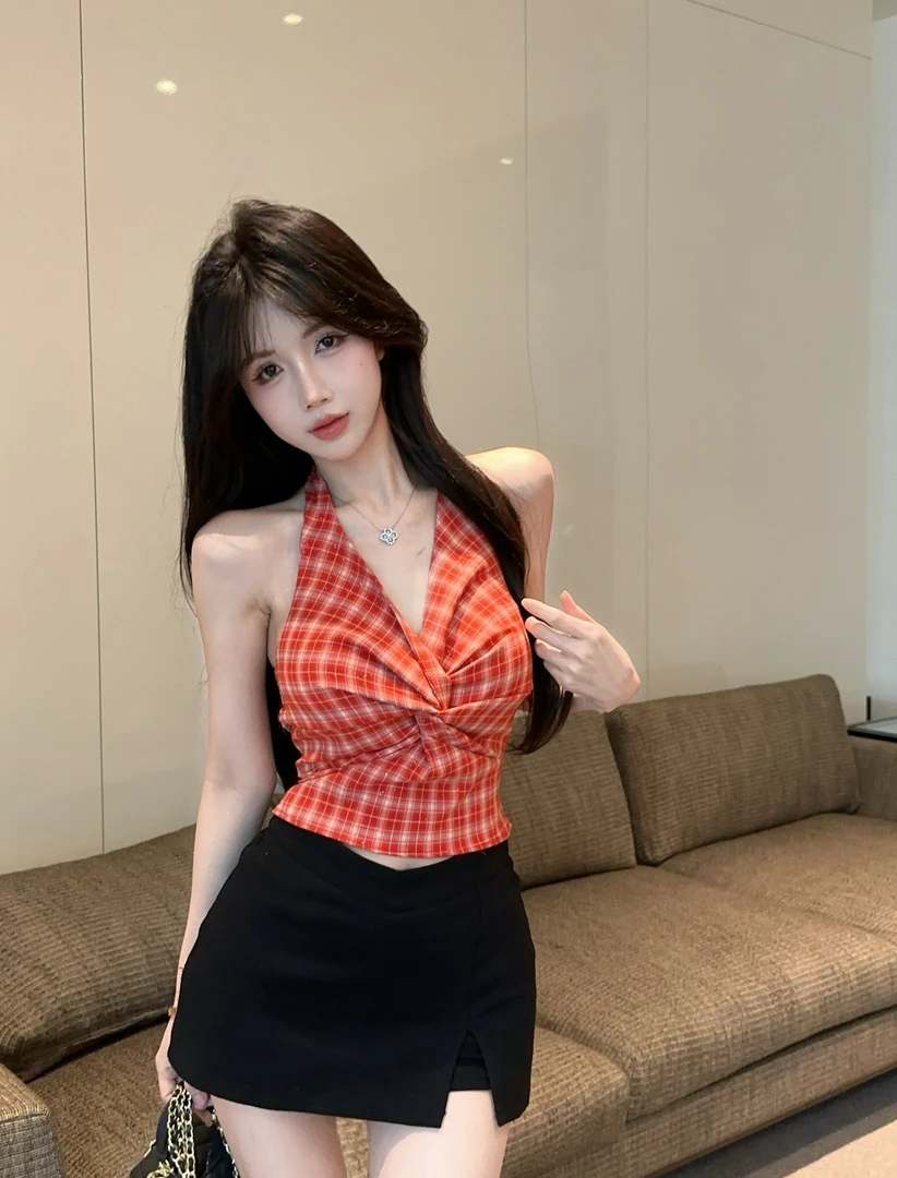 辣妹扭结多巴胺细闪格纹V领挂脖背心甜辣小衫上衣女短款裙裤套装