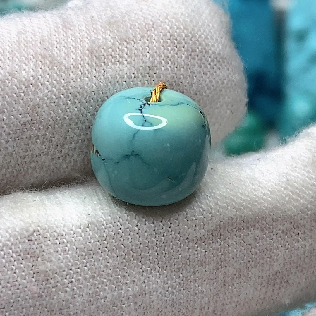 绿松石未镶嵌天然原矿 地大质检11.2mm