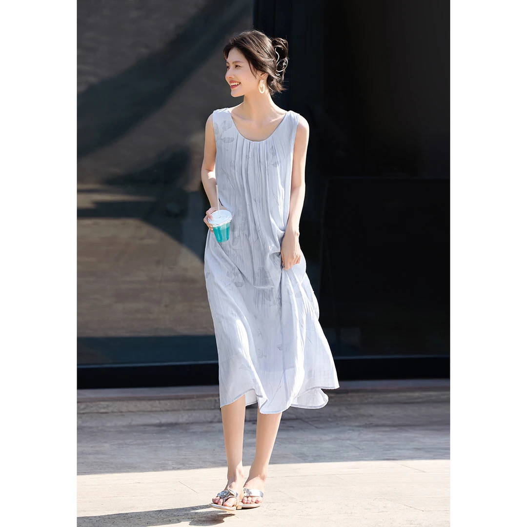 XWI/欣未优雅印花吊带两穿连衣裙2025夏季新款肌理吊带连衣裙3476