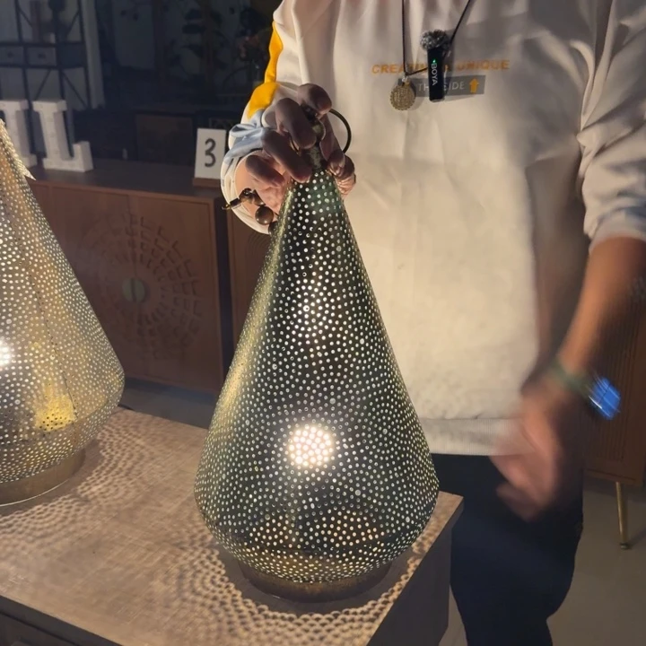 有机玻璃铁艺灯灯