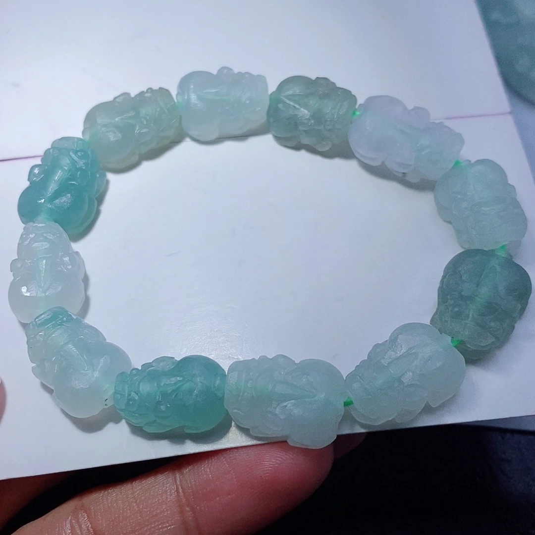 雷***安未镶嵌定制翡翠翡翠