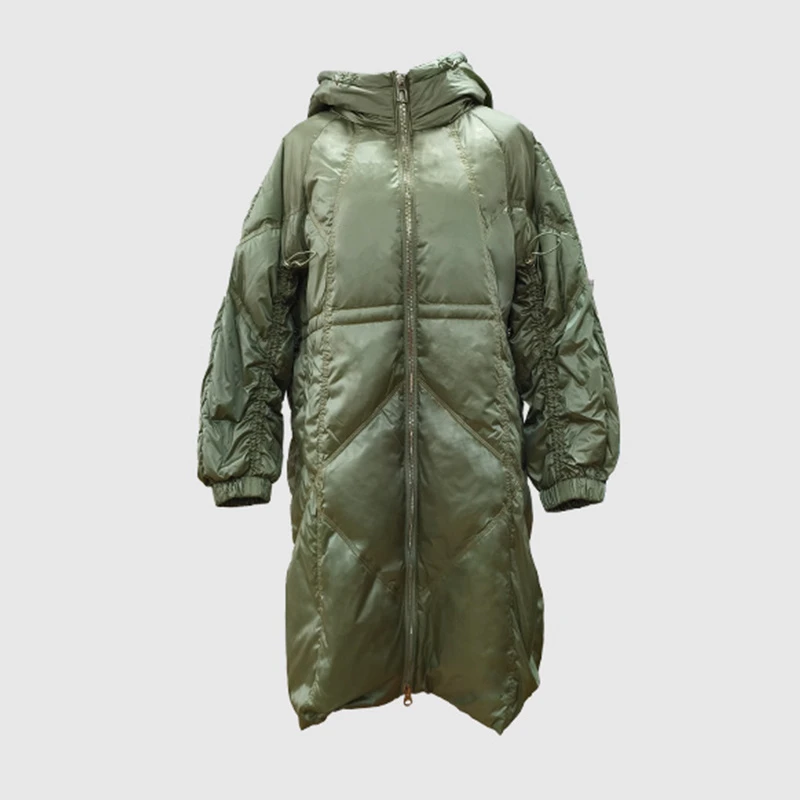 松绿色（鼠尾草绿色）帽兜松紧腰中长款羽绒服