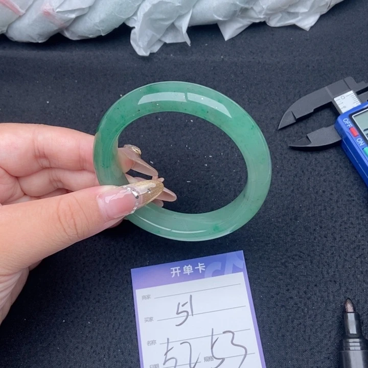 竹牌天然A货非洲翠手镯51