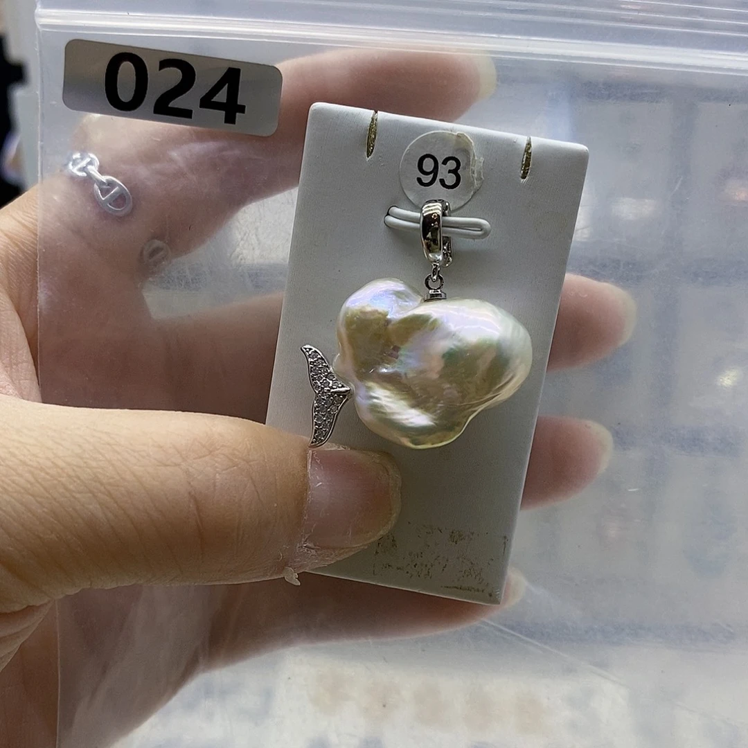 合金耳饰淡水珍珠