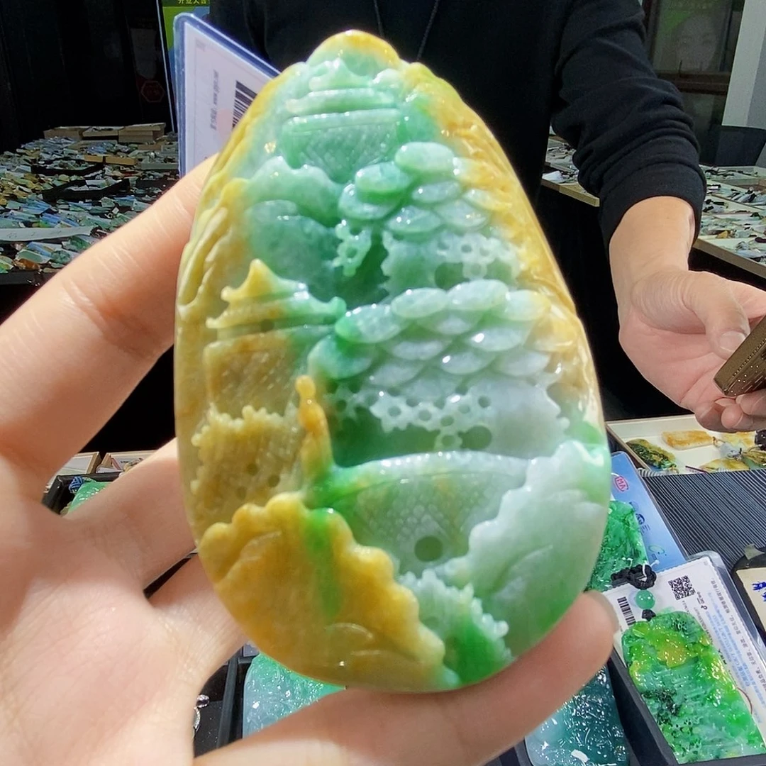 颈饰未镶嵌翡翠翡翠