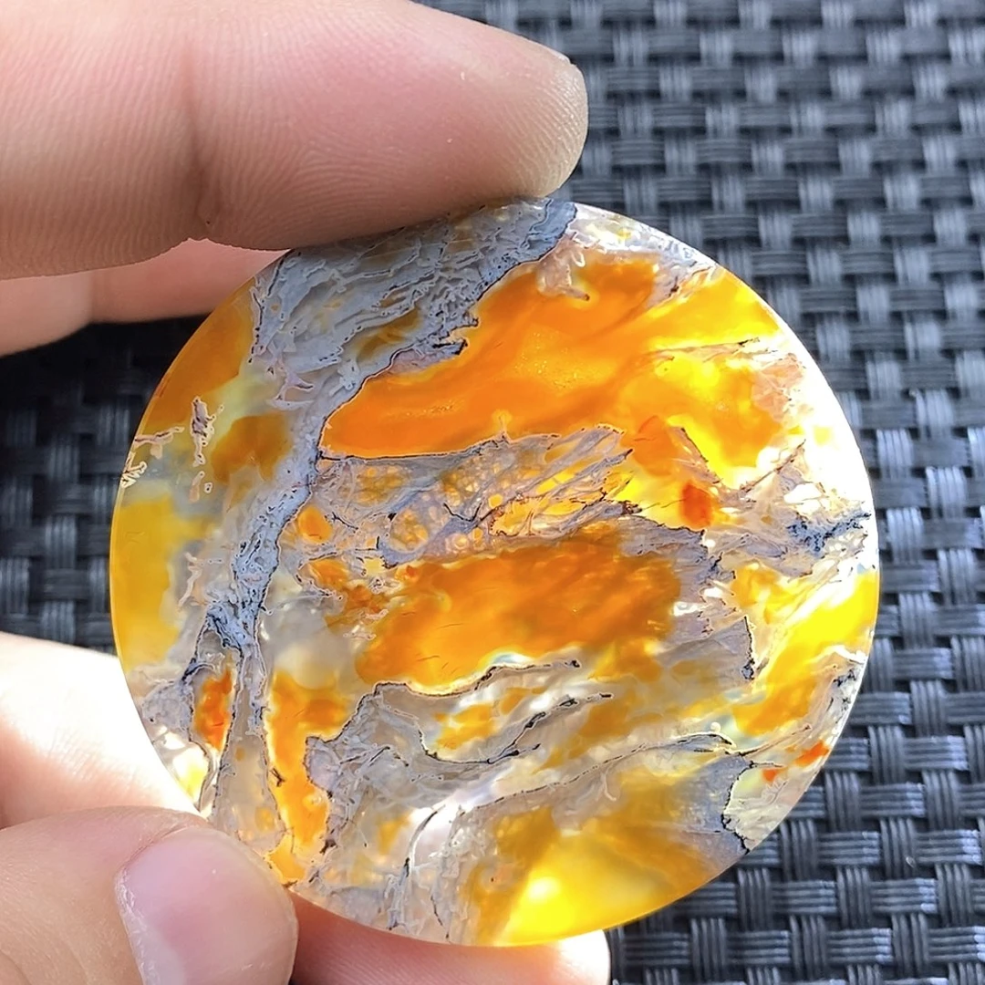 玛瑙/玉髓颈饰未镶嵌行***止