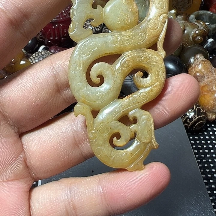 岫岩老玉（透闪石质玉）未镶嵌挂件