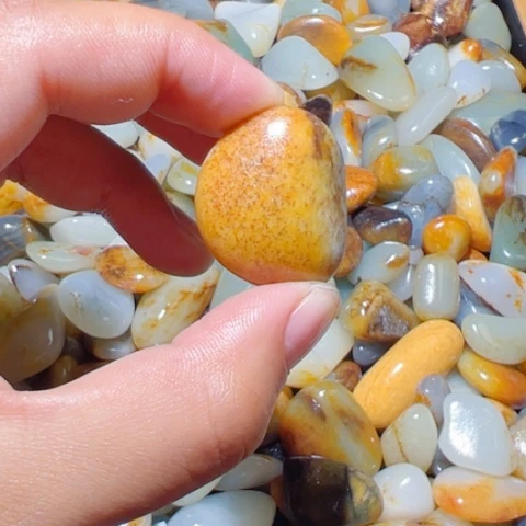 和田玉（子料）未镶嵌颈饰11.7克