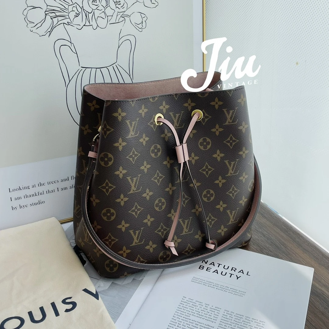 99新 LouisVuitton/路易威登 粉色水桶时尚 单肩包 CJM15-0012