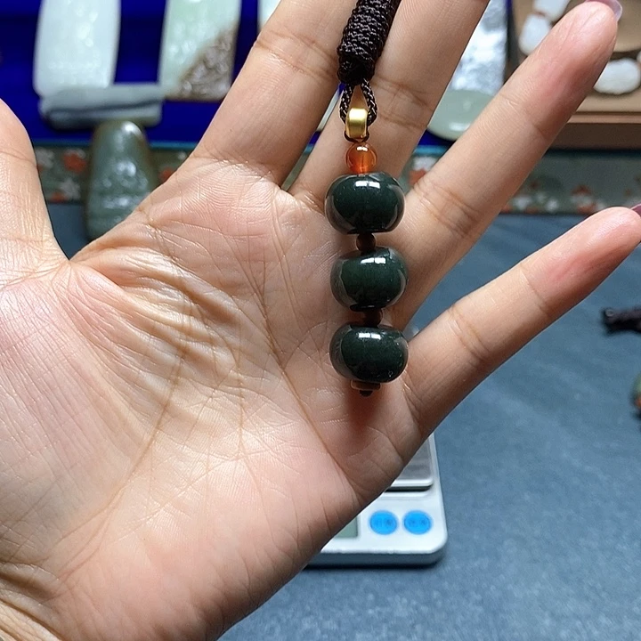 未镶嵌和田玉挂件