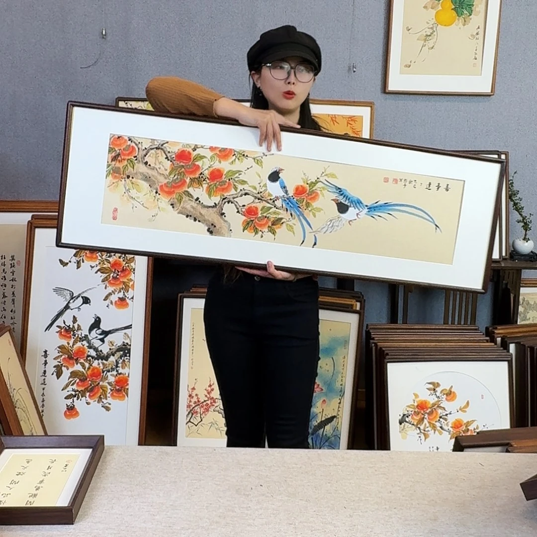 国画手绘带框尺寸： 40*123