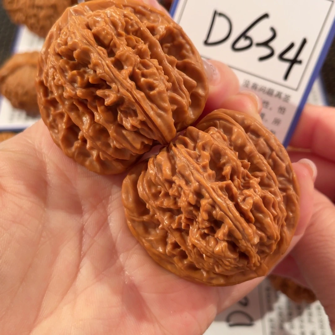 文玩核桃把件D634四座楼44