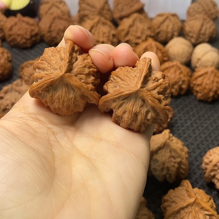 江***丶文玩核桃把件38盘山