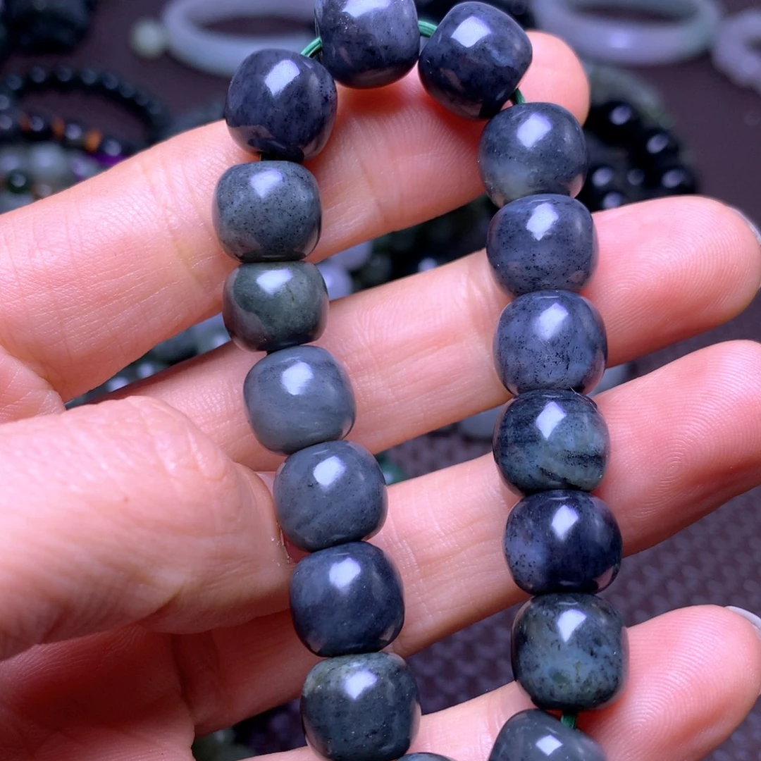 和田玉未镶嵌手串