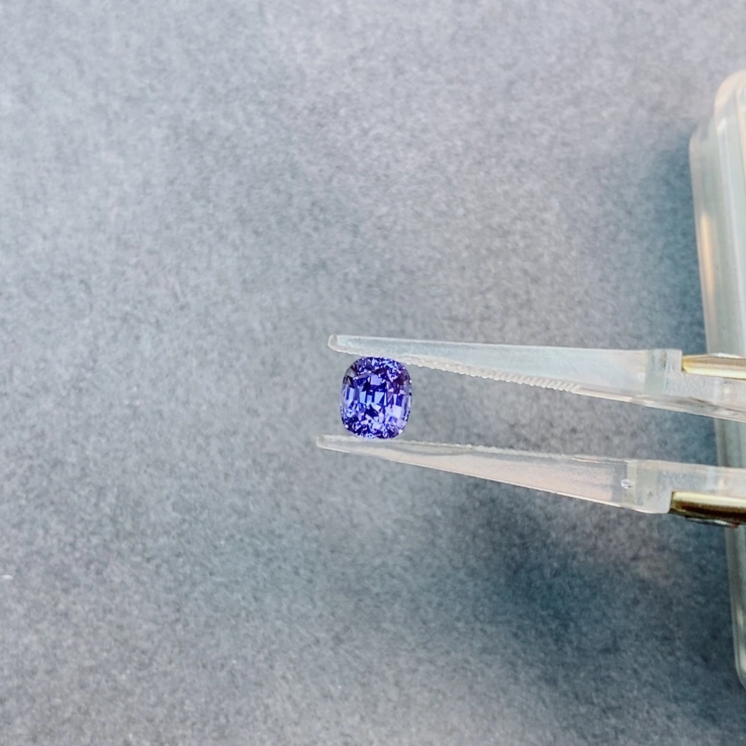蓝宝石裸石1.16ct 无烧矢车菊