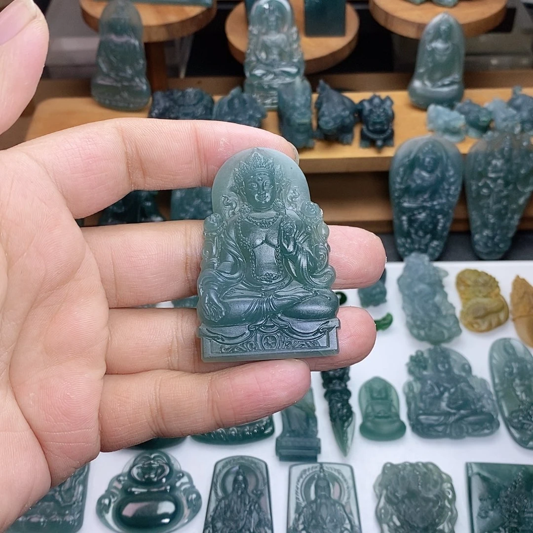 定制翡翠未镶嵌度母