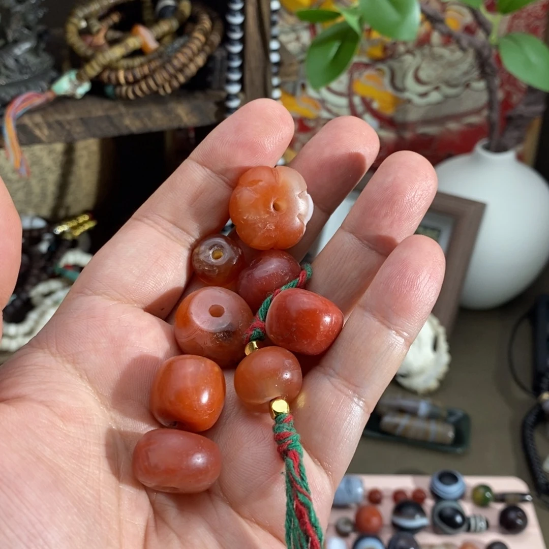 熊***重玛瑙/玉髓未镶嵌颈饰