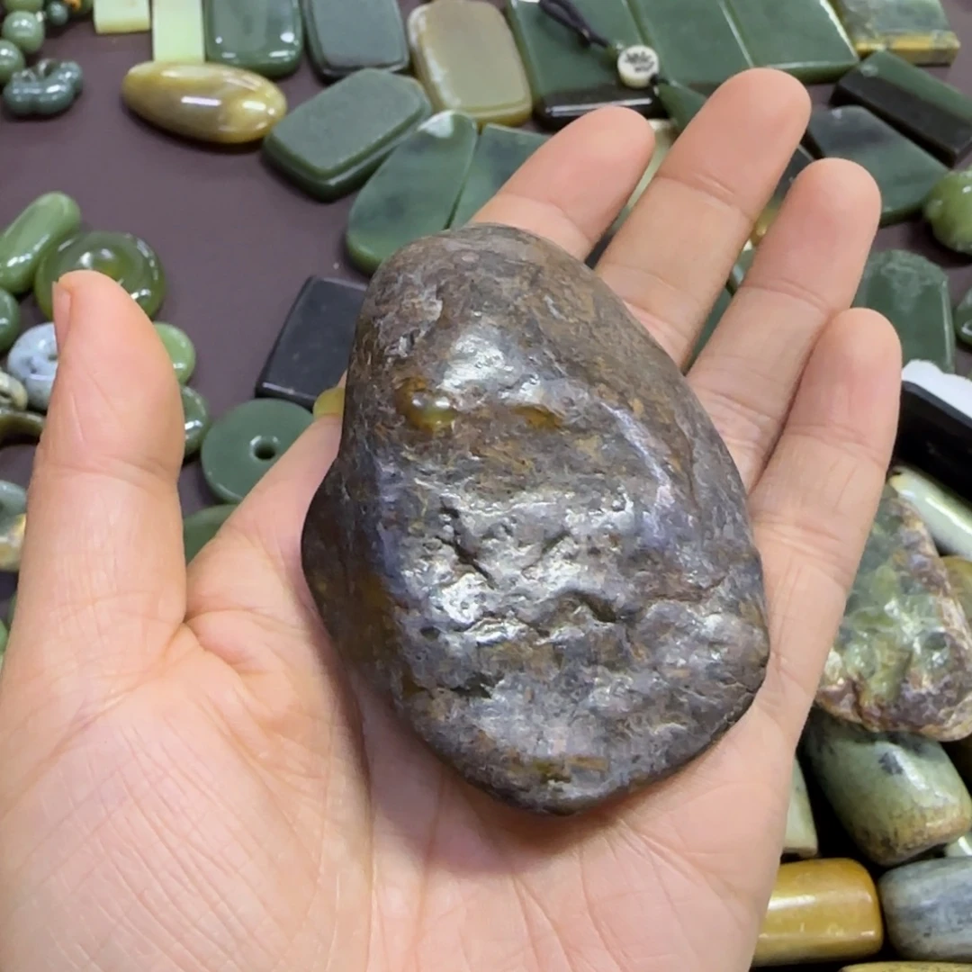 岫岩河磨玉（透闪石质玉）未镶嵌颈饰