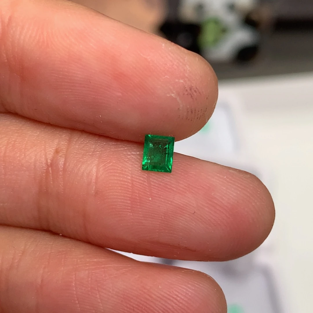 祖母绿裸石未镶嵌0.22ct哥伦比亚