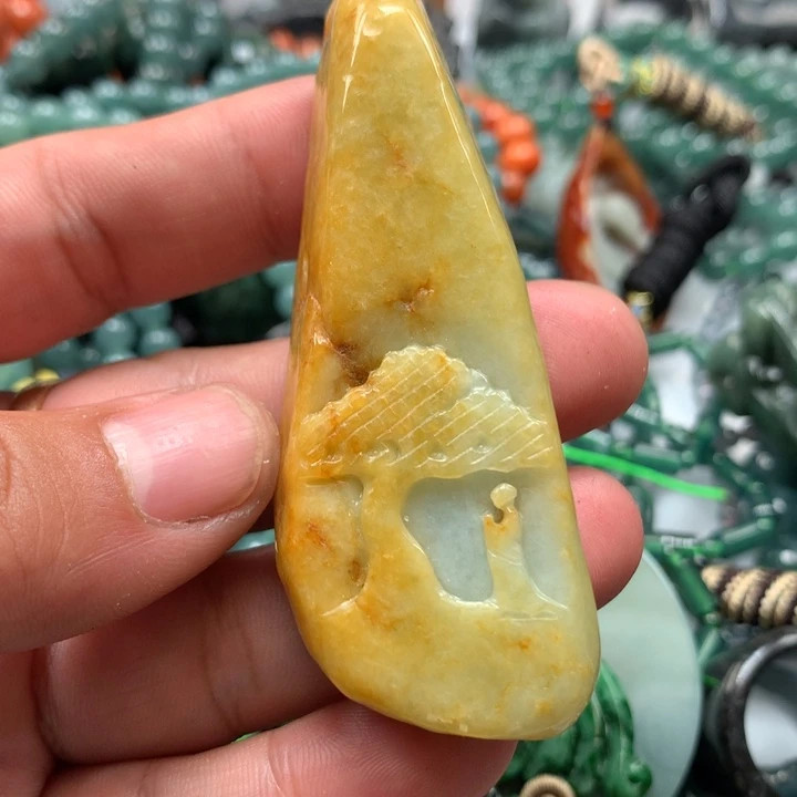 翡翠颈饰未镶嵌保真天然a货翡翠