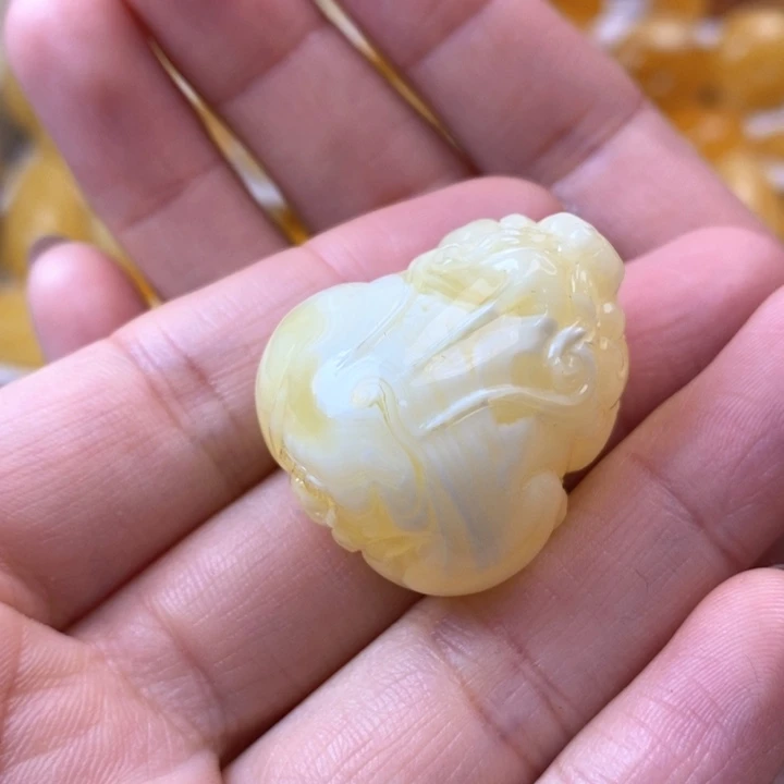 F***鱼琥珀未镶嵌手链天然无优化琥珀蜜蜡