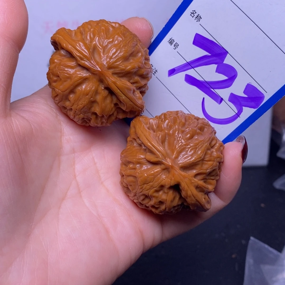 文玩核桃把件723/43.5宫灯