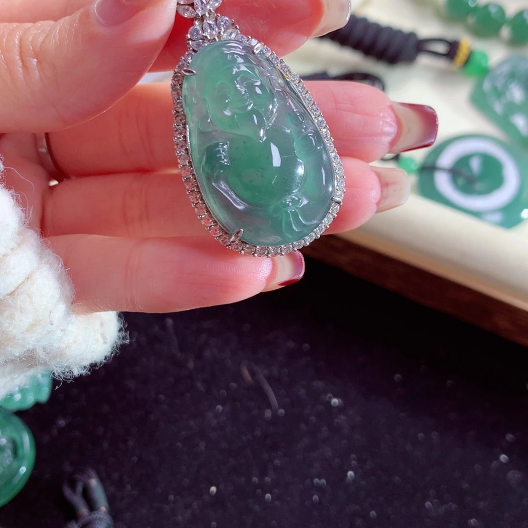 翡翠颈饰银S925镶嵌天然