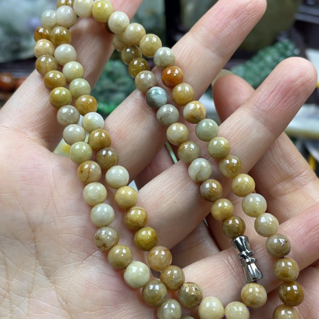 翡翠未镶嵌颈饰牌子