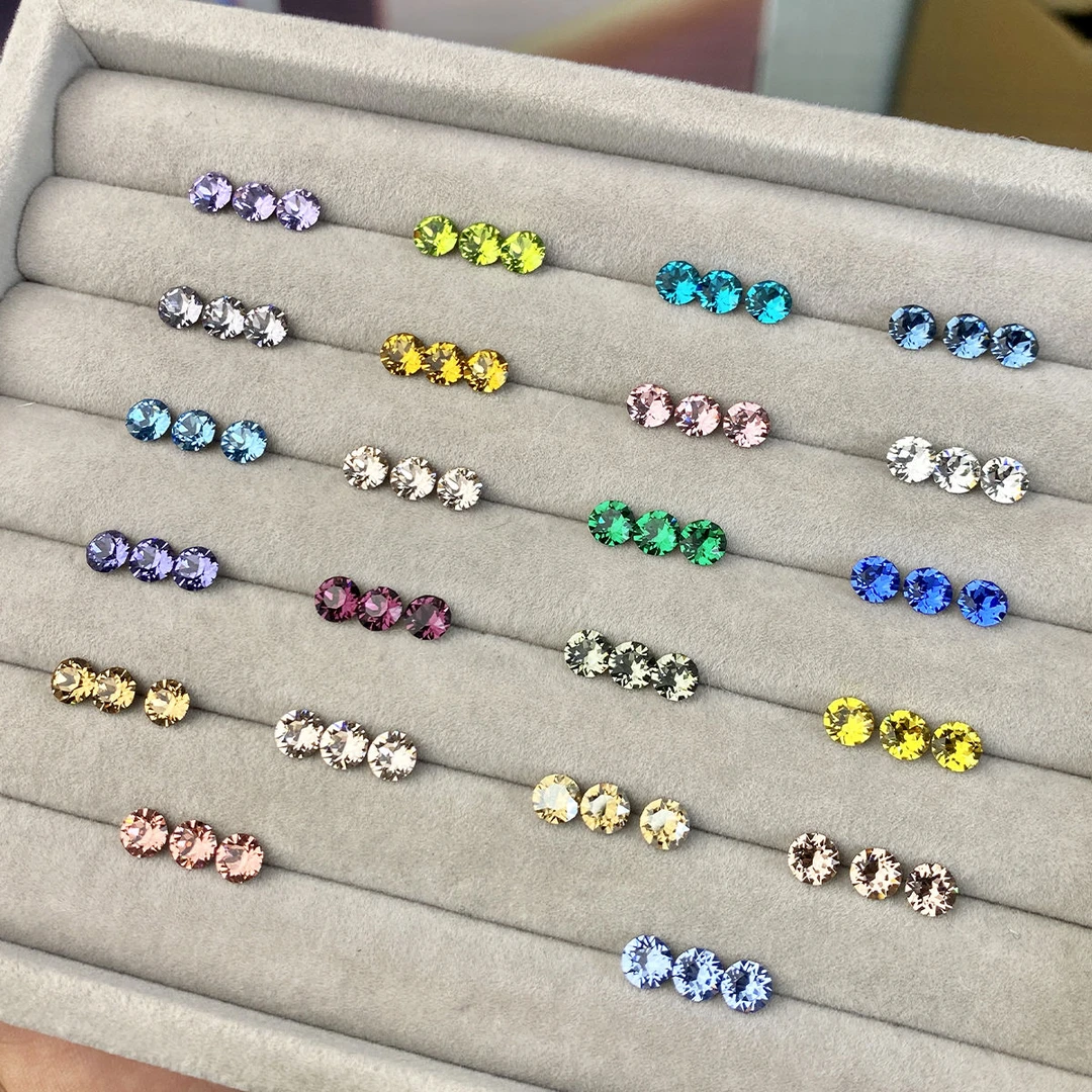 合金耳饰 【华子】爆闪6mm百搭彩钻甜酷辣妹耳钉轻奢小众高级感