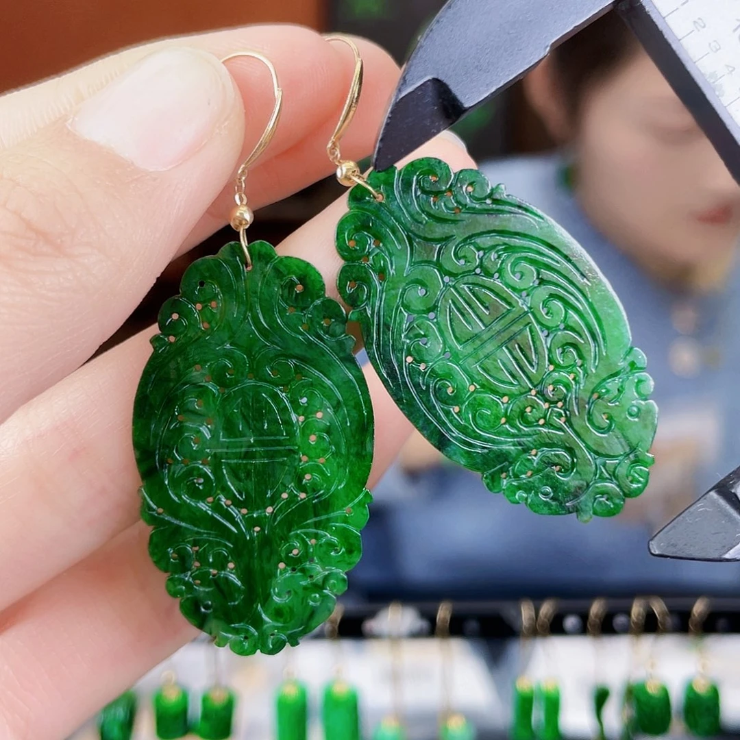 翡翠18K金镶嵌耳饰