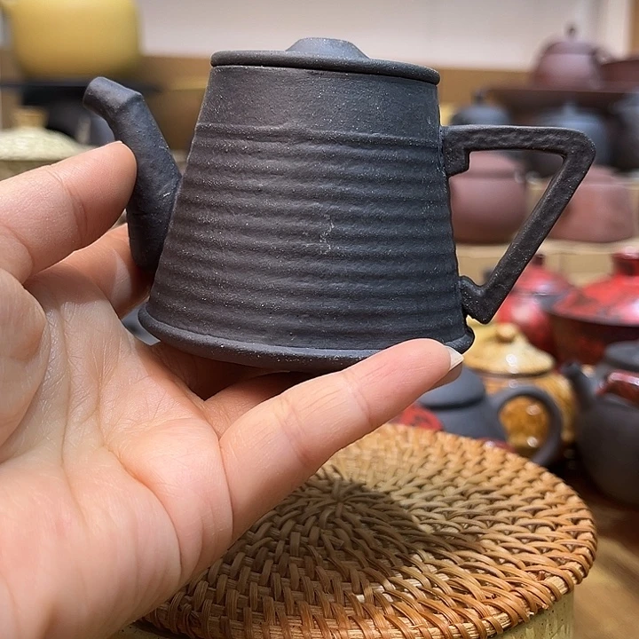 二等品老岩泥的材质