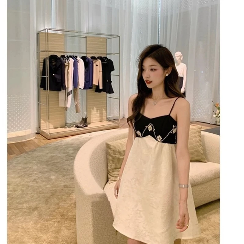 网红设计拼接镶钻法式吊带连衣裙女夏气质小个子小众设计感裙子