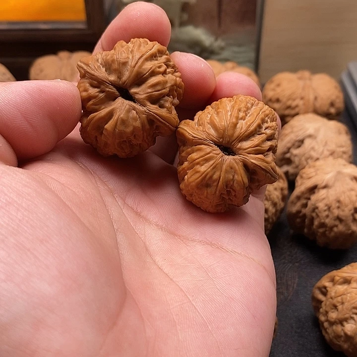 把件文玩核桃元宝全品
