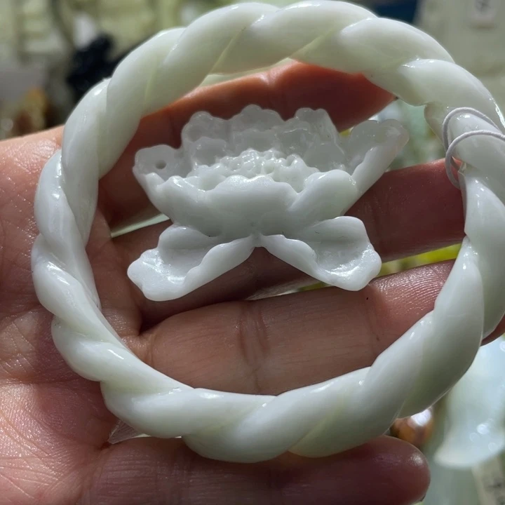 岫玉未镶嵌手镯59.60