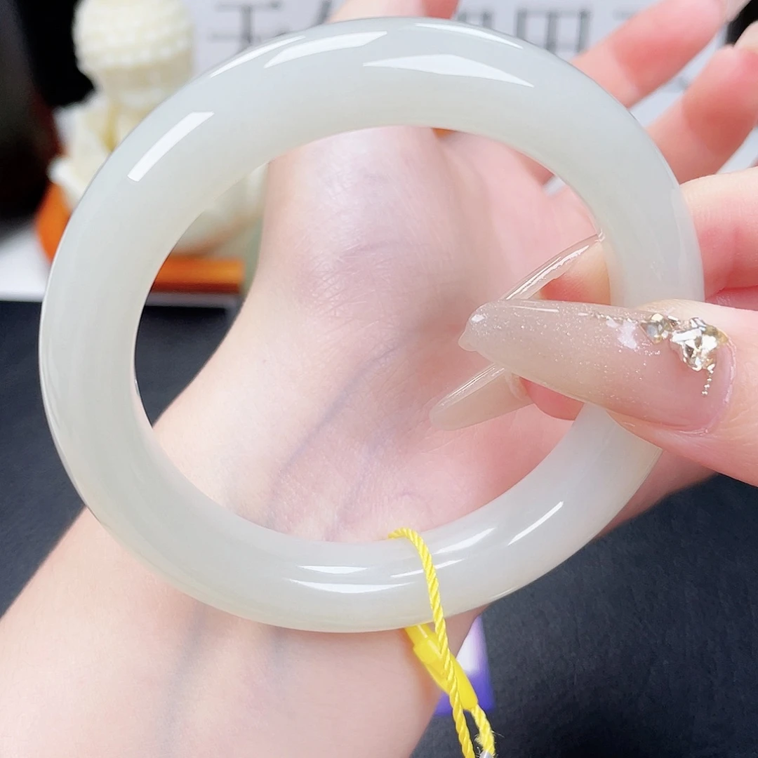 和田玉未镶嵌手镯5657