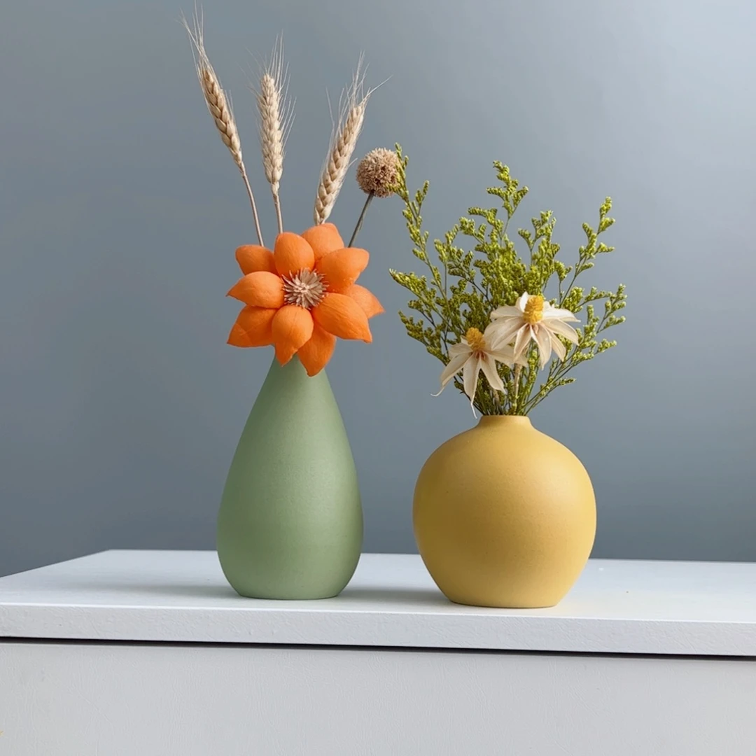 摆件陶瓷小花瓶摆件含花总高约20-30cm
