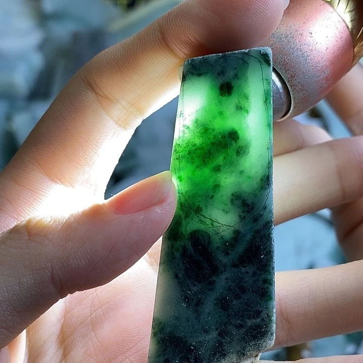 翡翠裸石纯天然翡翠