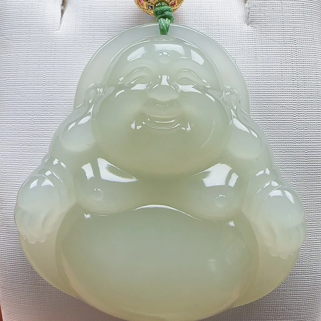 和田玉18K金镶嵌颈饰