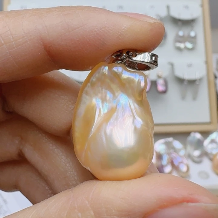 颈饰淡水珍珠未镶嵌