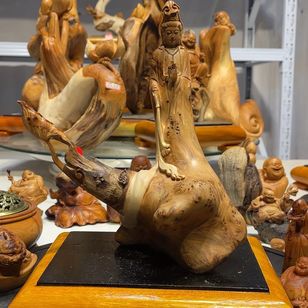 柏木（崖柏）?**?工艺品